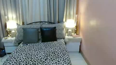 Xayah jones online show from March 8, 4:27 am