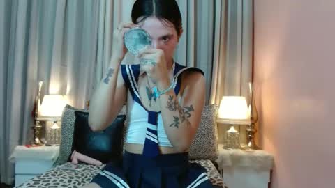 Xayah jones online show from April 5, 6:50 pm