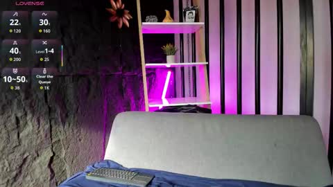 ian online show from October 18, 9:18 pm