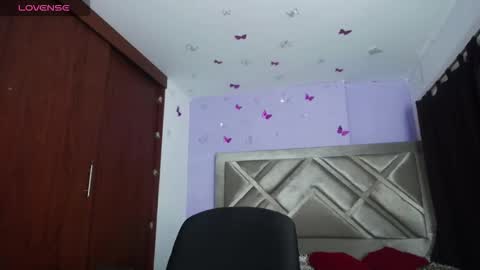 im_brittany_333 online show from March 4, 9:36 am