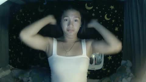 Snapshot of insulting_whoreifica chatting on January 15, 7:01 pm MAXINE online show from January 15, 7:01 pm