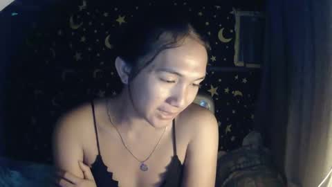 Snapshot of insulting_whoreifica chatting on February 13, 5:35 am MAXINE online show from February 13, 5:35 am