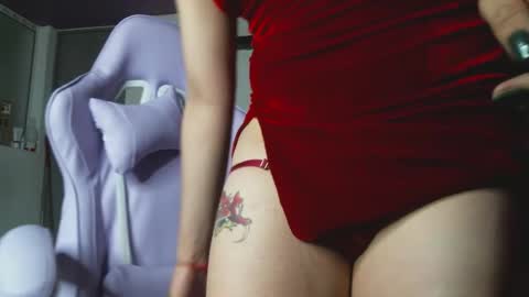 Snapshot of irisbell_ chatting on February 1, 12:37 pm Camilla online show from February 1, 12:37 pm