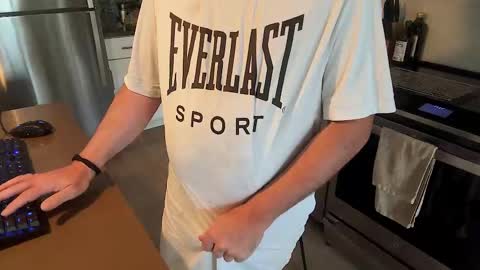 islander_li online show from September 30, 3:12 pm