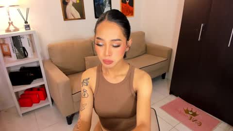 Snapshot of ivorycollins chatting on January 18, 1:56 am kirstenelsie online show from January 18, 1:56 am