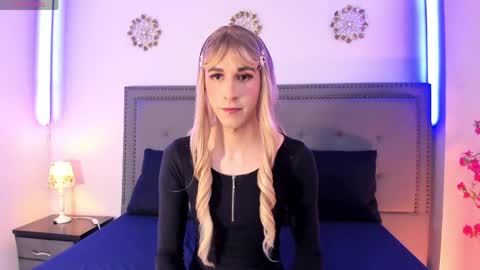 Ivvy rousse  online show from April 7, 2:18 pm