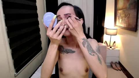 Anne Fox online show from April 11, 7:45 am