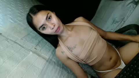 PRETTY JENNY online show from February 25, 7:31 am