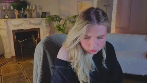 Snapshot of jes_solar chatting on October 11, 12:51 pm jes_solar online show from October 11, 12:51 pm