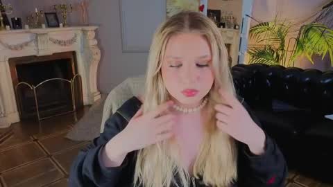 jes_solar online show from April 6, 4:46 am