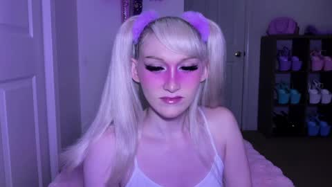   online show from April 12, 2:37 am