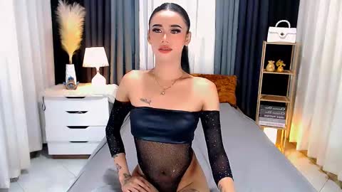 julie online show from March 3, 1:28 am