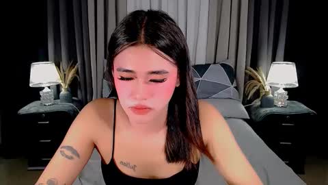 julie online show from September 29, 5:29 am