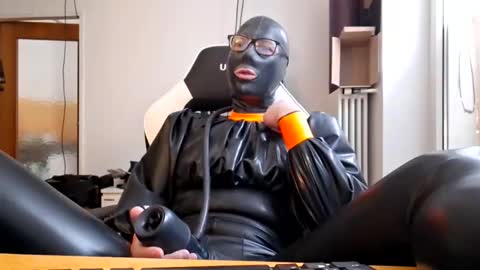 The sweetest toy online show from January 11, 2:24 pm