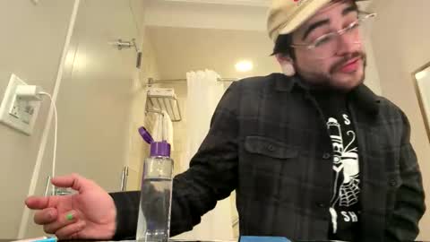 Tequilaconaguabendita online show from January 7, 1:20 am