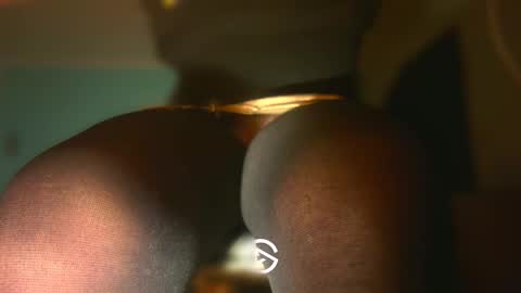 julia97342221 online show from March 5, 1:17 am