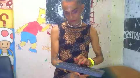 Julieth Wolf online show from September 25, 7:04 am