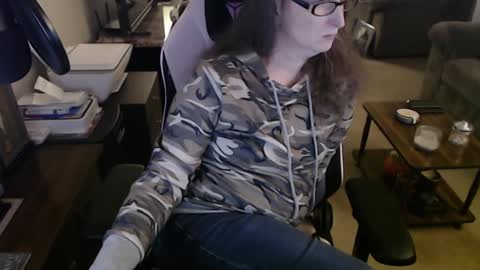 Snapshot of kait331 chatting on January 10, 1:10 am Camprincess331 online show from January 10, 1:10 am