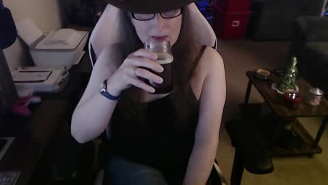 Camprincess331 online show from November 16, 2:54 am