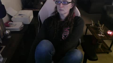 Camprincess331 online show from April 11, 1:33 am