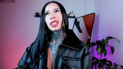 Kali Ka Please help me with your thumbs up its important   dont forget my birthday on October 26 online show from April 15, 8:31 pm