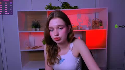 kari_pirs online show from September 23, 8:04 pm