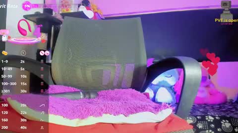 Snapshot of karoll_scoott chatting on September 18, 11:48 am karol online show from September 18, 11:48 am