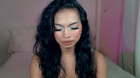 IVY JANE online show from July 6, 11:40 pm