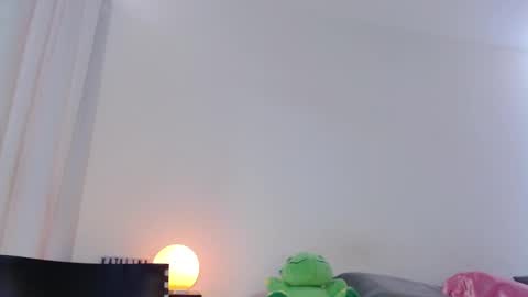 Snapshot of katalinaferreirax chatting on December 2, 6:05 pm katalinaferreirax online show from December 2, 6:05 pm