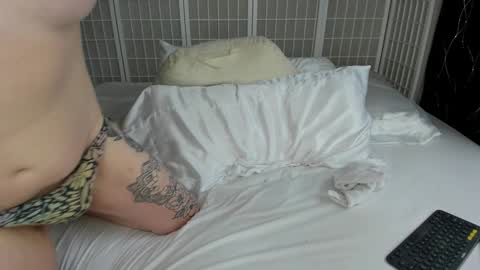 Kayla Cruise online show from December 27, 2:55 pm