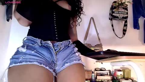 Khloe online show from February 18, 7:10 am