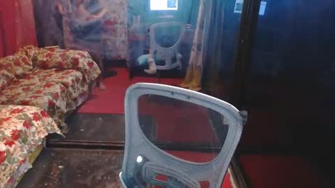 Kimmy   online show from January 7, 10:16 am