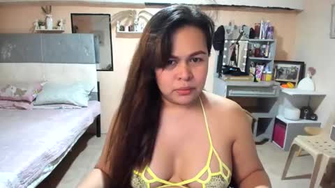 kissmeloves online show from February 2, 6:34 am