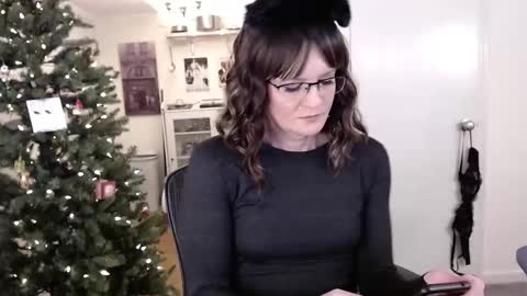 Cait online show from January 6, 1:42 am