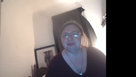Snapshot of lady_delilah_ts chatting on February 16, 11:59 pm Delilah-Catherine online show from February 16, 11:59 pm
