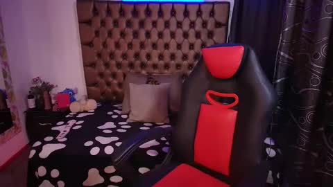 Camila online show from March 4, 5:02 am