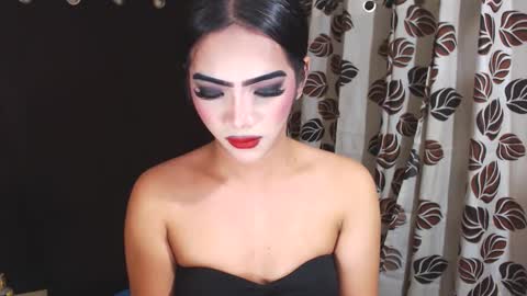 YoungMisstresslaira not into cheap online show from February 9, 12:30 pm