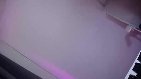 luna  online show from October 6, 7:03 pm