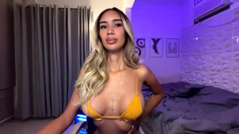 Lana online show from March 24, 2:17 am