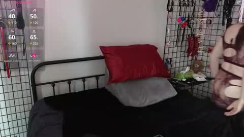 Lee Alba online show from October 1, 3:23 pm