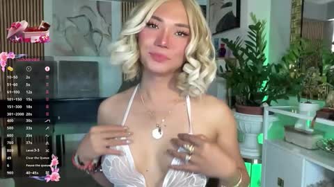 lexiesmith_ online show from April 20, 12:12 am