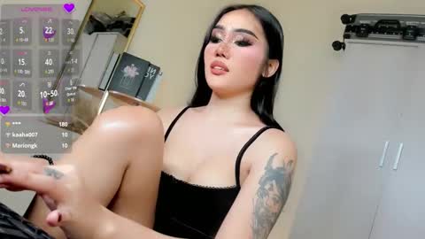 Miss Lily online show from November 1, 7:33 pm