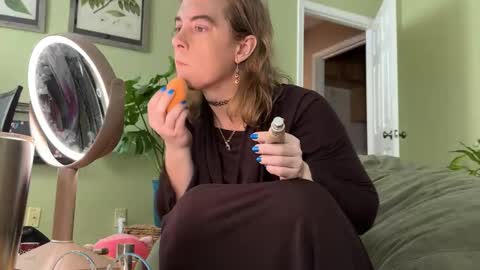 Linzy19 online show from February 17, 5:42 pm