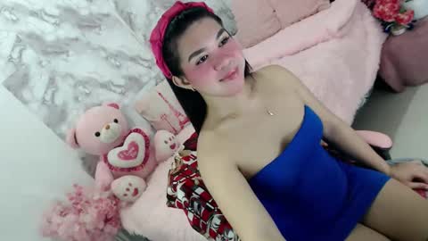 Thea online show from March 8, 8:01 pm