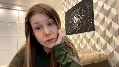 EVA online show from November 3, 5:17 am