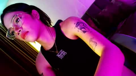 Seren online show from March 19, 9:42 am