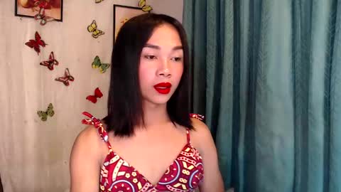 lovergirlcyraxx online show from January 12, 4:29 pm