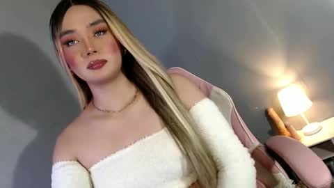 lovers moon22 online show from December 5, 9:44 pm