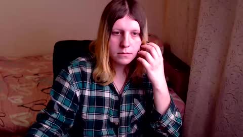 Loxasia online show from February 23, 6:12 pm