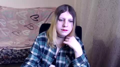 Loxasia online show from March 3, 5:23 pm